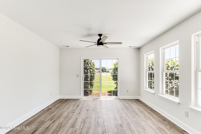5249 Minnesota Dr Se, House other with 5 bedrooms, 3 bathrooms and 2 parking in Southport NC | Image 12