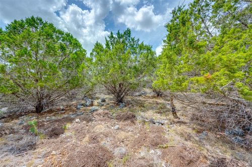 328 Valley Ldg, New Braunfels, TX, 78132-3891 | Card Image