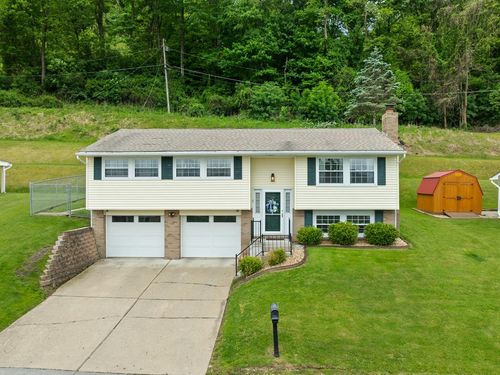 24 Crestview Dr, Wheeling, WV, 26003 | Card Image