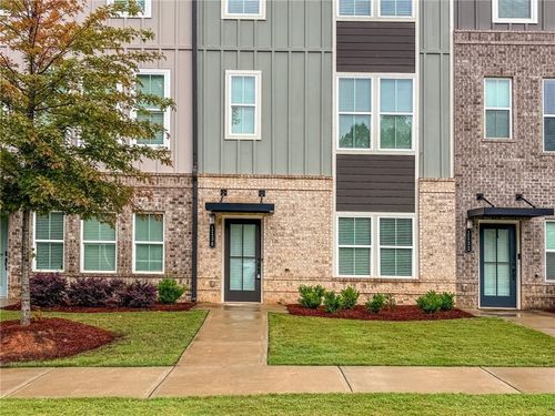 1136 Buice Lake Pkwy, Acworth, GA, 30102-8435 | Card Image