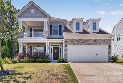 109 W Heart Pine Ln, Statesville, NC, 28677-9613 | Card Image