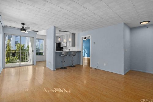 201-7506 Parkway Drive, La Mesa, CA, 91942 | Card Image