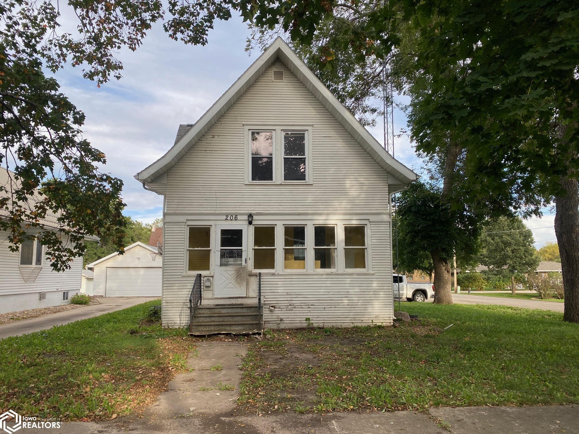 12th St, Northwood, IA 50459