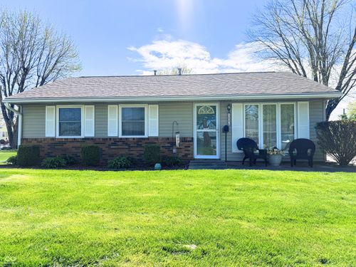 1056 Delwood Dr, Mooresville, IN, 46158-1113 | Card Image