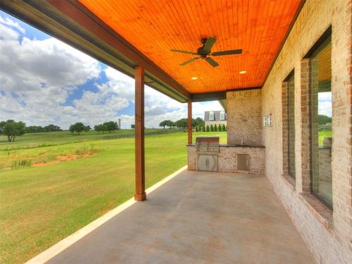 2217 Wintercreek Blvd, Blanchard, OK, 73010-4199 | Card Image