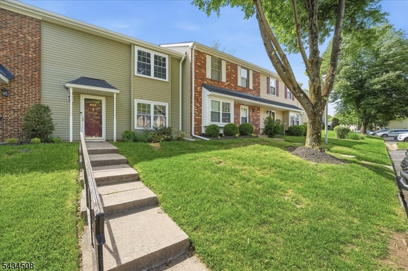Residential in Lincoln Park Boro 2