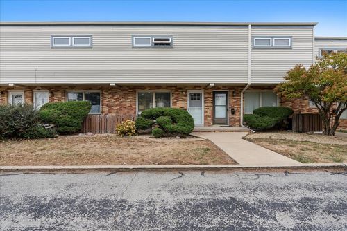 2210 E Lincoln St, Bloomington, IL, 61701-5900 | Card Image