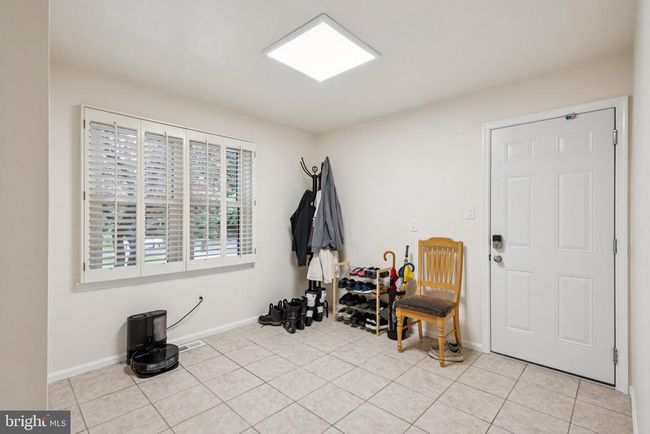 11100 Flora Lee Dr, House other with 4 bedrooms, 4 bathrooms and null parking in Fairfax Station VA | Image 23