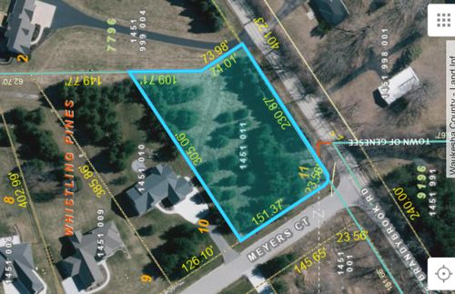 902 Meyers Ct, Wales, WI, 53183-9505 | Card Image