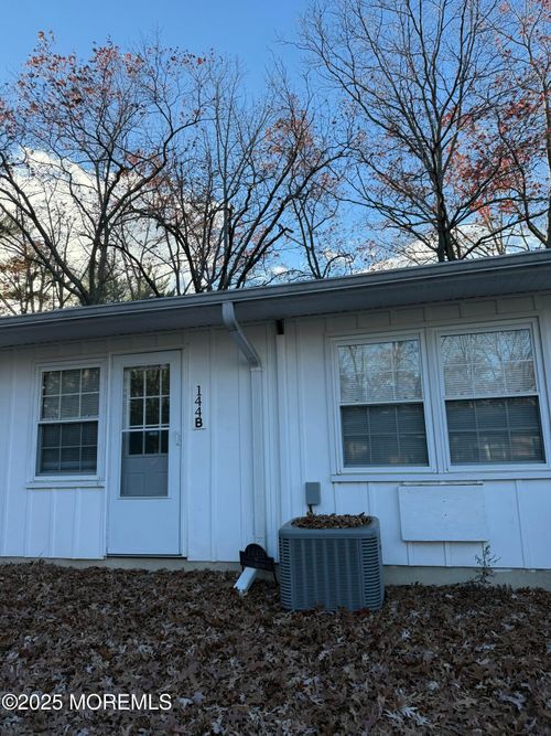 144 Farrington Ct, Lakewood, NJ, 08701-7822 | Card Image