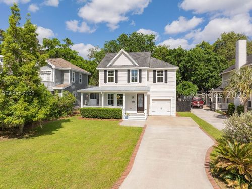 35 Sommer Lake Dr, Beaufort, SC, 29902-2847 | Card Image