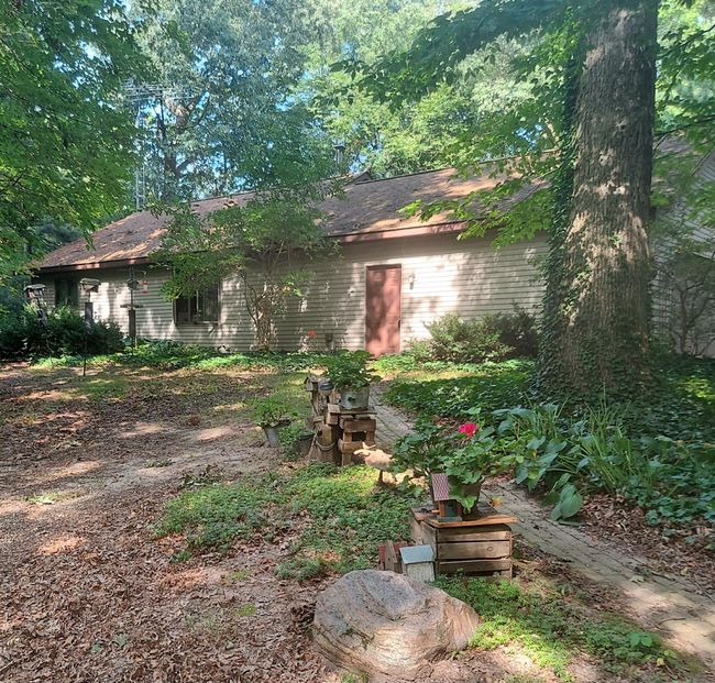 405 Buck Rd, Home with 2 bedrooms, 2 bathrooms and null parking in Coldwater MI | Image 17