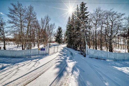 113091 2453 Drive E, Rural Foothills County, AB, T1V1N3 | Card Image