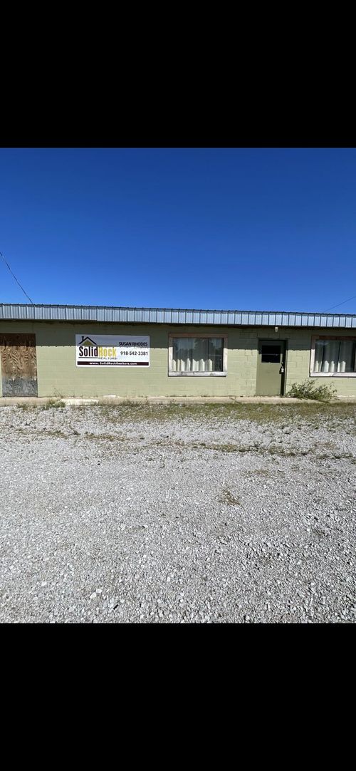 301 N Mickey Mantle Blvd, Commerce, OK, 74339-1117 | Card Image