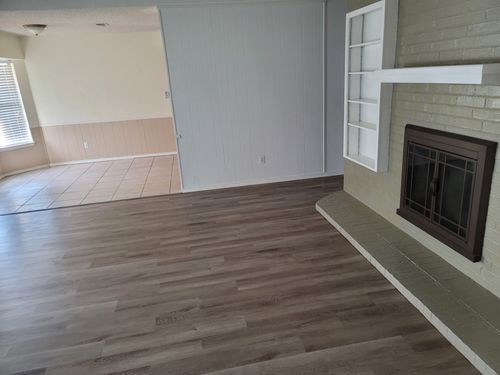 2001 Brazos View Ct, Granbury, TX, 76048-2822 | Card Image