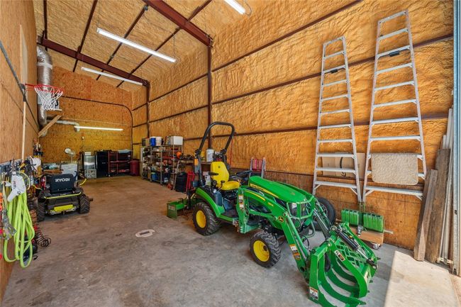 136 Red Fox Ln, Home with 5 bedrooms, 6 bathrooms and 6 parking in Bastrop TX | Image 18