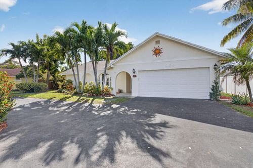 966 Nw 37th Ave, Delray Beach, FL, 33445-1922 | Card Image