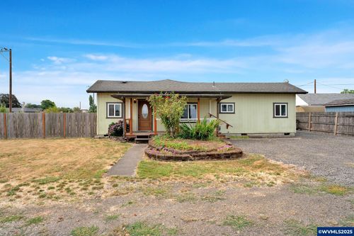 231 W C St, Halsey, OR, 97348-9627 | Card Image