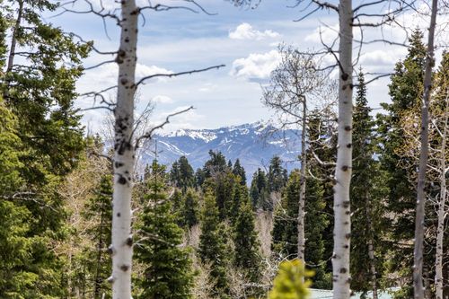 41-2664 Iroquois Loop, Coalville, UT, 84017-9313 | Card Image