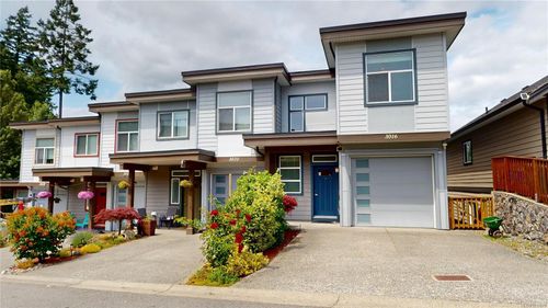 3016 Urban Creek Way, Victoria, BC, V9B0L9 | Card Image