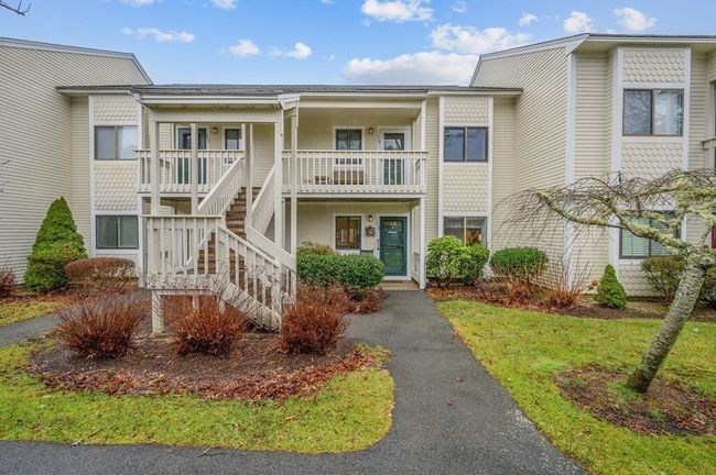 236 - 236 Eaton Ln, Condo with 2 bedrooms, 2 bathrooms and 2 parking in Brewster MA | Image 4