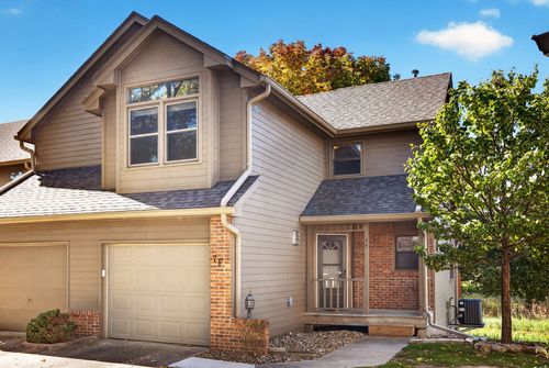 7f-1070 50th Street, West Des Moines, IA, 50266 | Card Image