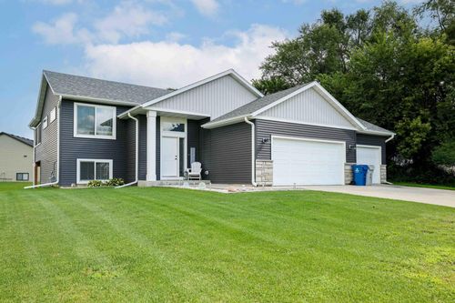 412 9th St W, Mantorville, MN, 55955-4007 | Card Image