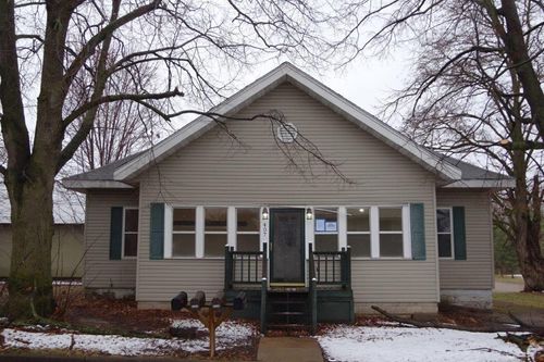 407 8th Ave W, DURAND, WI, 54736-1018 | Card Image
