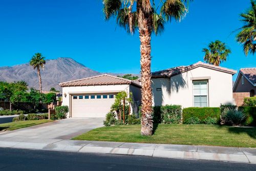 61125 Living Stone Dr, La Quinta, CA, 92253-9362 | Card Image