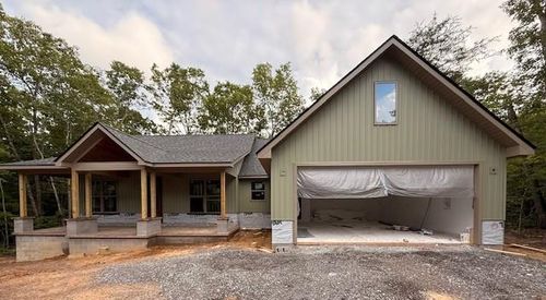 440 Saint George Dr, Crossville, TN, 38558-8002 | Card Image