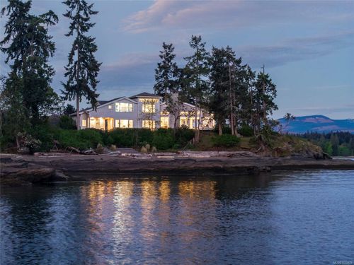 1341 Madrona Dr, Nanoose Bay, BC, V9P9C9 | Card Image