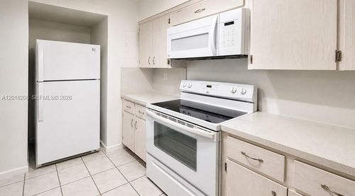 301-9150 Nw 38th Dr, Coral Springs, FL, 33065-4365 | Card Image