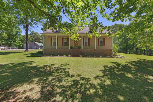 260 Moore Rd, Selmer, TN, 38375-2384 | Card Image