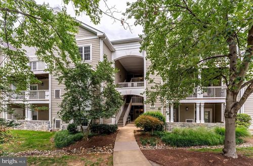 25-1700 Lake Shore Crest Dr, RESTON, VA, 20190-3248 | Card Image