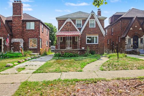 17530 Santa Barbara Dr, Detroit, MI, 48221-2529 | Card Image