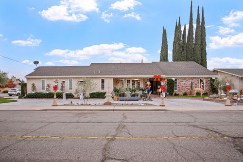 1580 Michael Way, Turlock, CA, 95382-2135 | Card Image