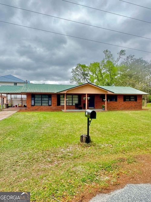 213 Sherman Dr, Brunswick, GA, 31523-1136 | Card Image