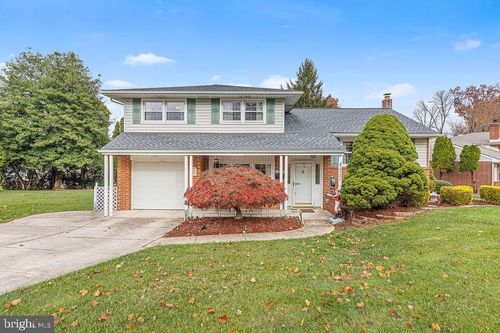 2721 Fawkes Dr, WILMINGTON, DE, 19808-2169 | Card Image