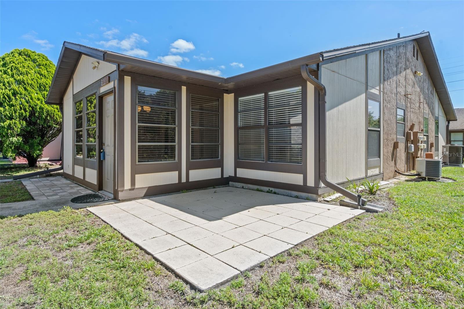 Residential in ZEPHYRHILLS
