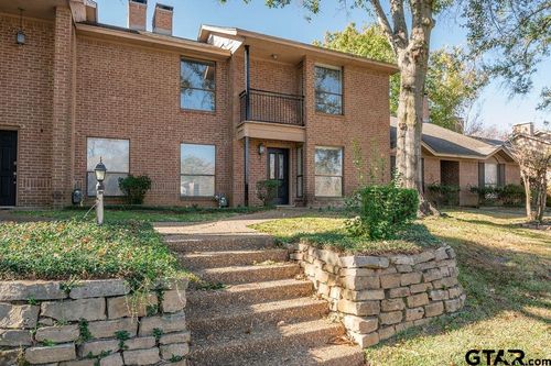5821 Hollytree Dr, Tyler, TX, 75703-5604 | Card Image