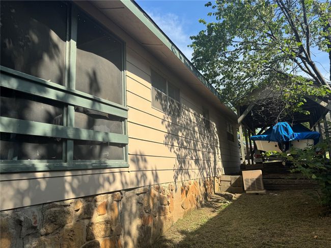 263 Lure St, House other with 2 bedrooms, 1 bathrooms and null parking in Bridgeport TX | Image 5