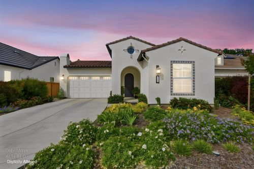 2269 5th Ave, Sacramento, CA, 95818-3583 | Card Image