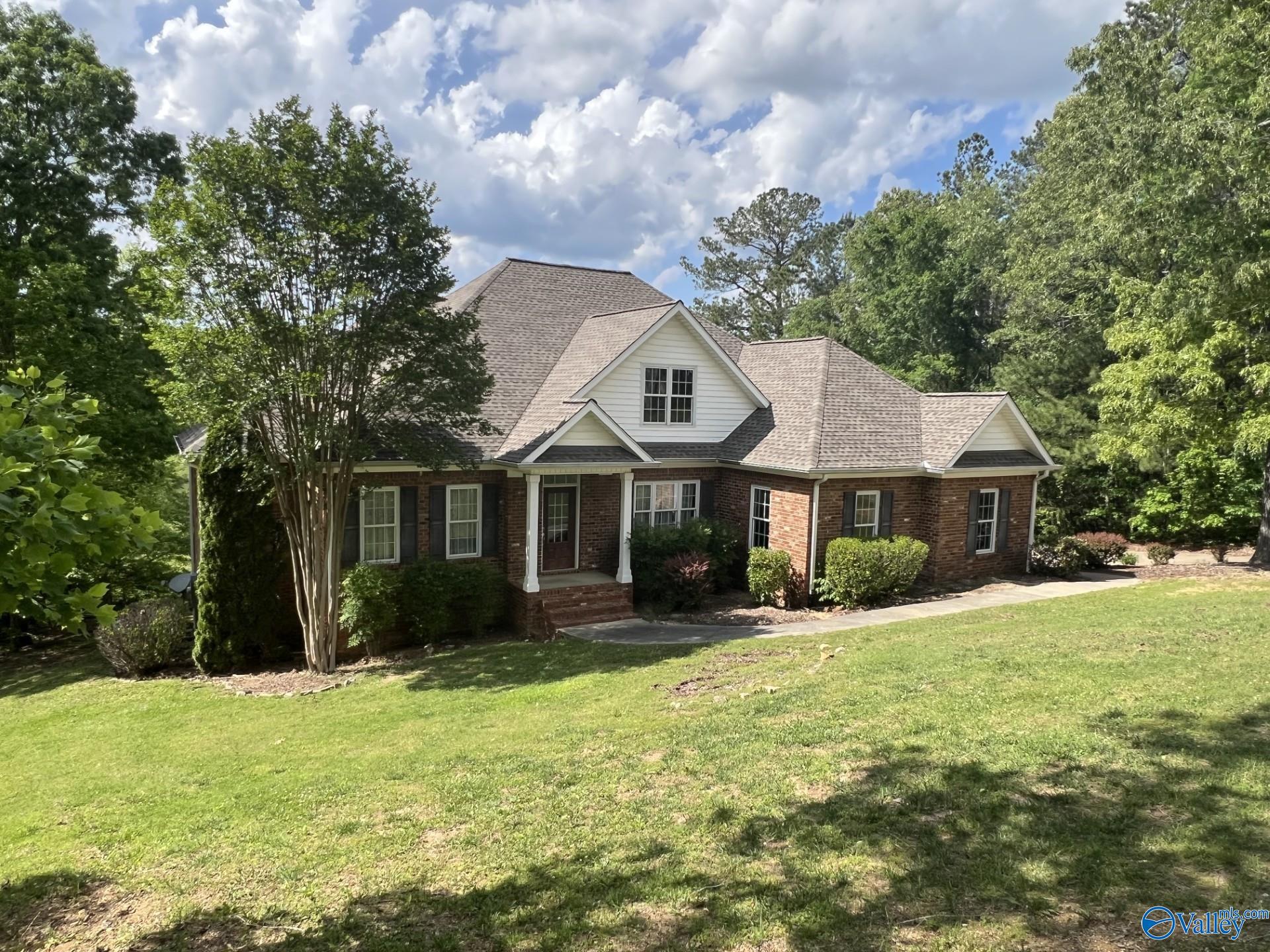 Woodmont Dr, Cherokee Ridge, AL 35175