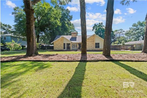562 N Vaughn Drive, Satsuma, AL, 36572 | Card Image