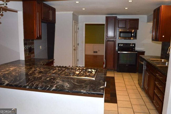 553 Old Mill Ct, House other with 4 bedrooms, 3 bathrooms and null parking in Norcross GA | Image 8