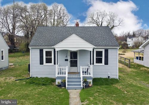 19 Page St, BERRYVILLE, VA, 22611-1151 | Card Image
