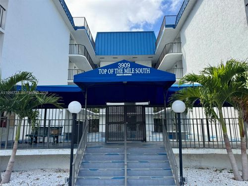 apt-208-3909 N Ocean Blvd, Fort Lauderdale, FL, 33308-6404 | Card Image