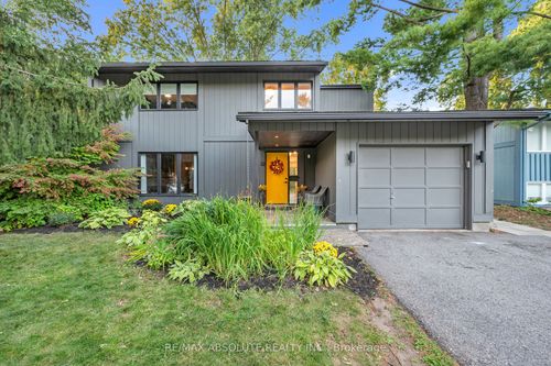 22 Inuvik Cres, Kanata, ON, K2L1A2 | Card Image