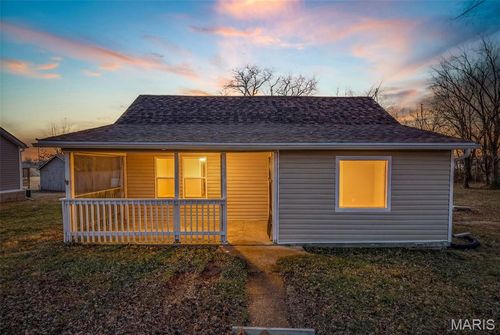 20 W Springfield Rd, Saint Clair, MO, 63077-1753 | Card Image