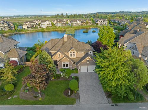 3928 159 St, Surrey, BC, V3Z0Y3 | Card Image